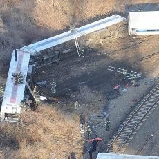 Rem Tak Berfungsi Diduga Jadi Penyebab Anjloknya Kereta di New York