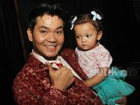Indra Bekti dan Anak Perempuan Kesayangannya