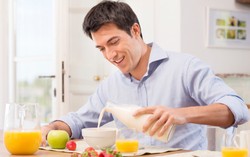 Jaga Prostat Tetap Sehat dengan Konsumsi Tomat dan Jamur