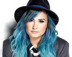 Demi Lovato Tak Ingin Jadi Gadis Disney yang Berakhir di Panti Rehab
