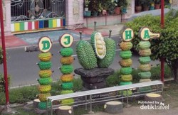 Duren Jatohan Haji Arif, Tempat Penggila Durian di Serang