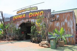 Serunya Dunia Dinosaurus di Jungleland