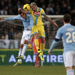 Cara Menundukkan Biancoceleste: Mengisolir Hernanes dan Candreva