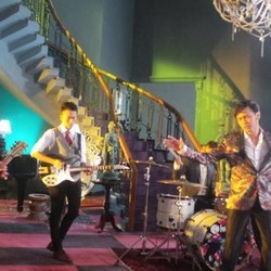 Nidji Padukan Konsep Vintage dan Modern di Video Klip Sumpah & Cinta Matiku