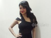 Dress Hitam Seksi Dewi Persik