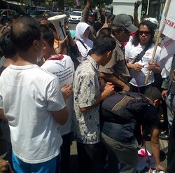 Peringati Hari Disabilitas, Puluhan Penyandang Cacat Longmarch