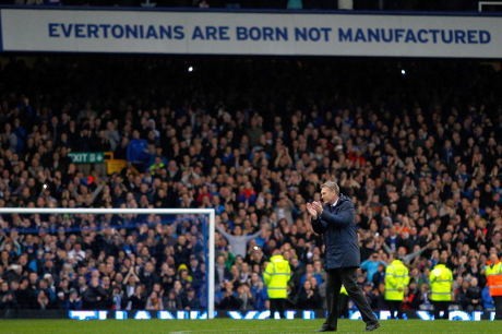 Reuni Pertama Moyes dengan Everton