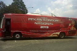 Belum Sempat Keliling Jakarta, Bus Kondom Sudah Dikandangkan