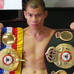 Lawan Vetyeka Jadi Duel Unifikasi Pertama Chris John