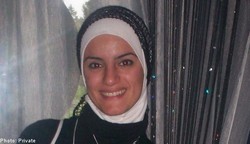 Kisah Polwan Berjilbab di 4 Negara Barat