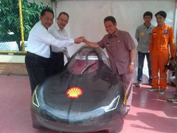 Mahasiswa UI Bermodal Rp 140 Juta untuk Ciptakan 2 Mobil Super Irit