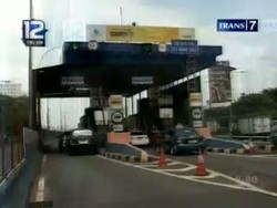 Nanti Malam Tarif Jalan Tol Naik