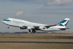 Kembangkan Rute di Indonesia, Cathay Pacific Wait and See