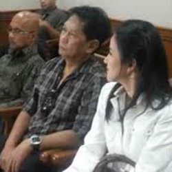 Andi Soraya dan Rudi Sutopo Terlihat Tenang di Sidang Cerai