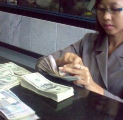 Terlalu Banyak Pungli dan Gratifikasi Bikin Indonesia Jatuh Krisis