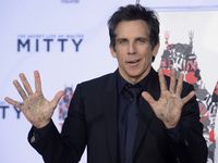 Ben Stiller Eksis di TCL Chinese Theatre