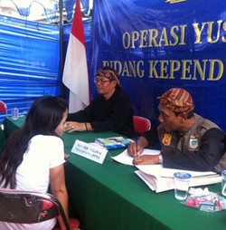 Warga dan Pedagang di Pasar Astanaanyar Kena Razia Yustisi