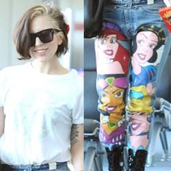 Celana Disney Princess ala Lady Gaga