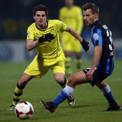 Dortmund dan Schalke Beda Nasib