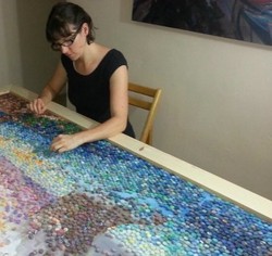 Wow, Wanita Ini Buat Lukisan dari Puluhan Ribu Mainan Lilin Play-doh