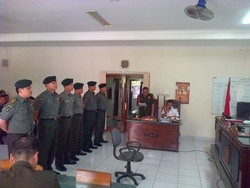 6 Anggota TNI Dituntut 1-2 Tahun Bui karena Aniaya Warga hingga Tewas