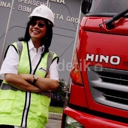 Bos Pertamina Ungkap Alasan Impor Minyak Lewat Singapura 