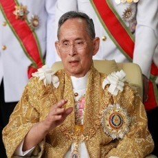 Di Tengah Maraknya Unjuk Rasa, Raja Thailand Imbau Rakyat Tetap Bersatu