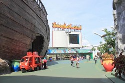 Seru! Wisata ke Jungleland di Sentul City