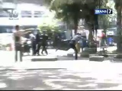 Keributan Penggusuran PKL di Monas