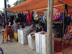 Ada Pasar Malam Keliling di Pulau Derawan!