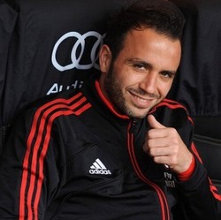 Mulai Latihan Bareng Tim, Pazzini Ingin Segera Main Lagi