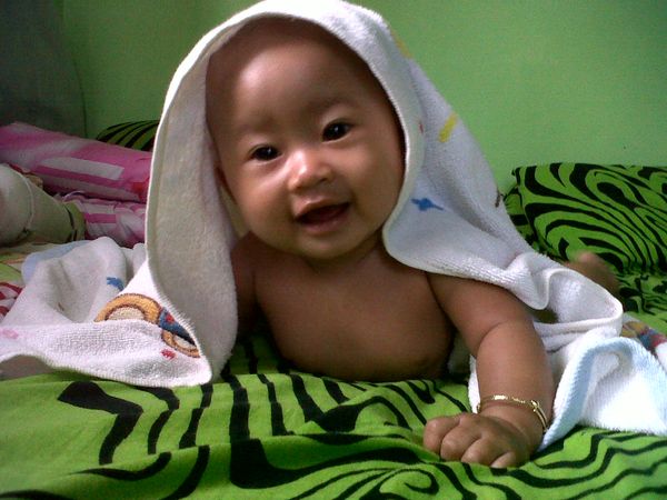 Nayyara Dewi Artanti, 1,6 Tahun, Perempuan