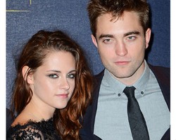 Pacaran Lagi, K-Stew dan Robert Pattinson Rayakan Tahun Baru Bersama