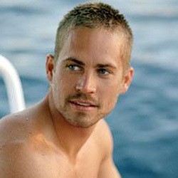 Di Kehidupan Nyata, Paul Walker adalah Seorang Pebalap
