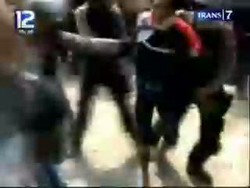 Aktivis Mahasiswa Unjuk Rasa Anti SBY