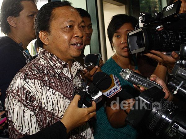 Wayan Koster Diperiksa KPK 