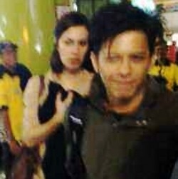 Sophia Mueller Tegaskan Ariel NOAH Hanya Teman