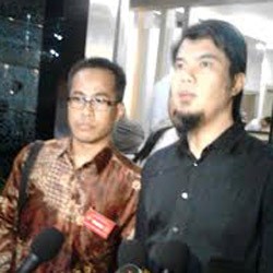 Gara-gara Farhat, Ahmad Dhani Berniat Somasi Maia