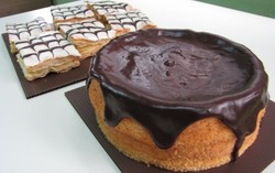 Dulcet Patisserie: Boston Cream Cake Empuk Legit Siap Diantar!