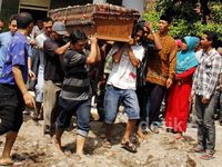 Korban Kecelakaan Toyota Avanza Dimakamkan