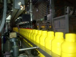 Takut Dipalsukan, Prestone Produksi Tutup Botol Sendiri