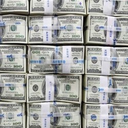 Perkenalkan, Ini Bujangan Paling Kaya di Dunia