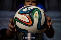 Telstar Sampai Brazuca, Inilah Bola-bola Resmi Piala Dunia