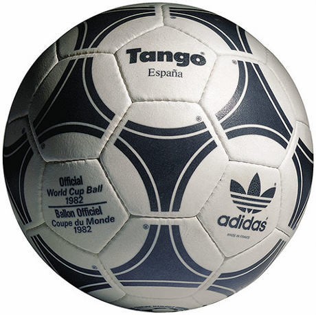 Telstar Sampai Brazuca, Inilah Bola-bola Resmi Piala Dunia