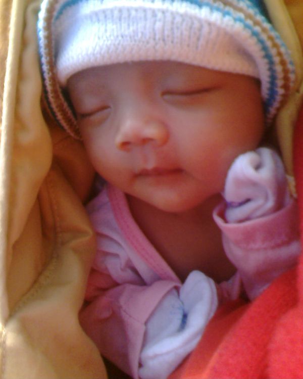 Fatchiyah Firdausi Syauqiyah, 7 Bulan, Perempuan