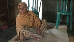 Kisah Tragis Nek Maneh, Sebatang Kara dan Kini Digerogoti Kanker Payudara