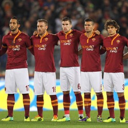11 Serigala Roma Siap Terkam La Viola