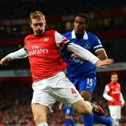 Arsenal Diimbangi Everton 1-1