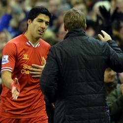 Rodgers Tak Mau Tukar Suarez dengan Pemain Manapun