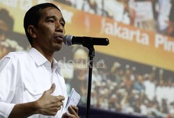 Jokowi Peringati Hari Antikorupsi di Taman Suropati